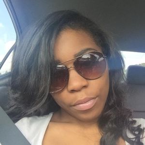 Meet your Posher, Erica